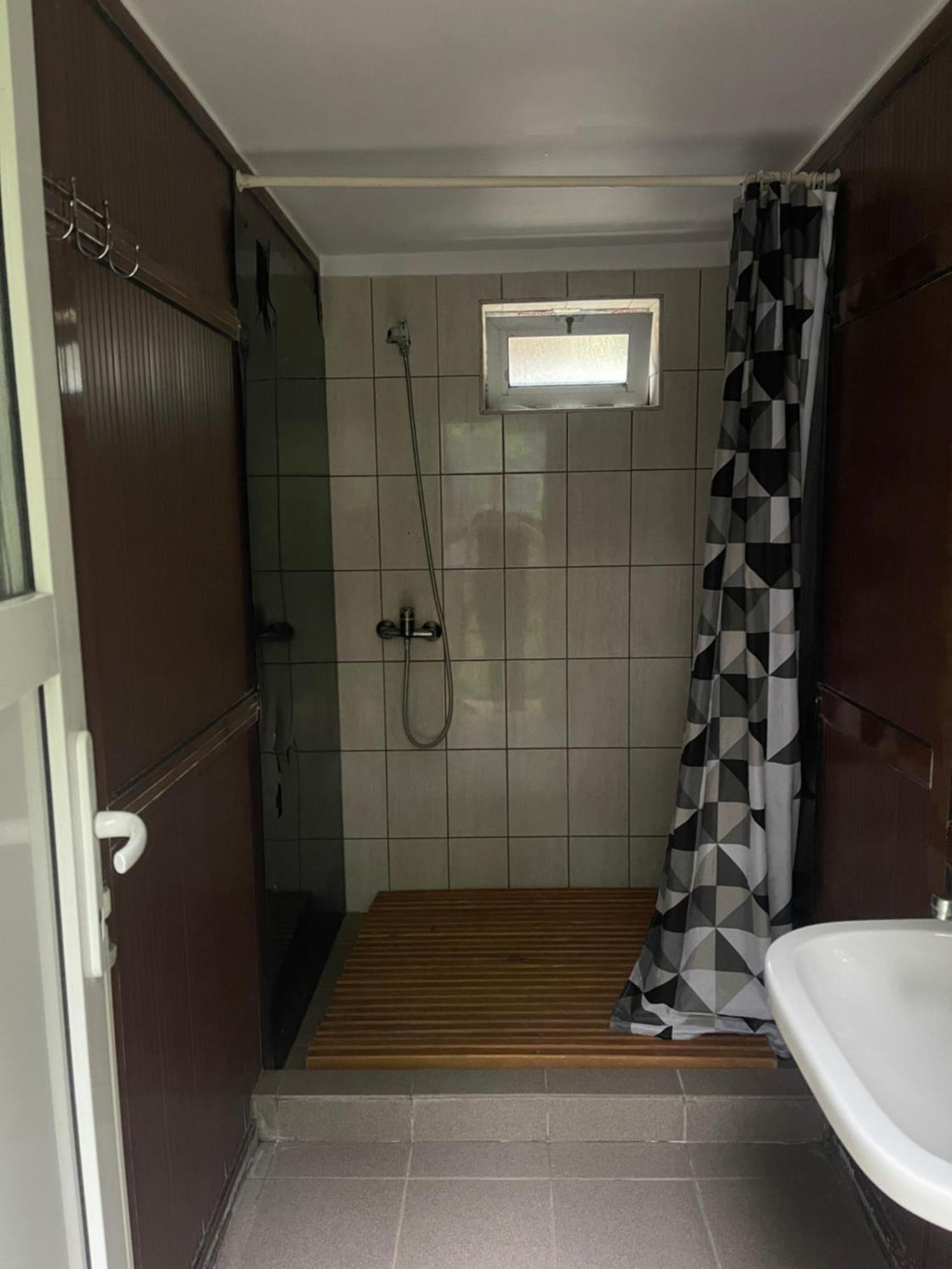 Camping Dragoske Ciofrîngeni Exterior foto
